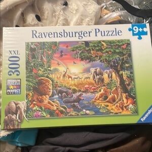 Ravensburger Jungle Puzzle 300 Pieces